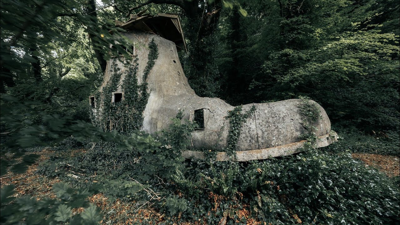 Abandoned Fairy Tale Home Found In The Middle of Nowhere (Boot House) -  YouTube