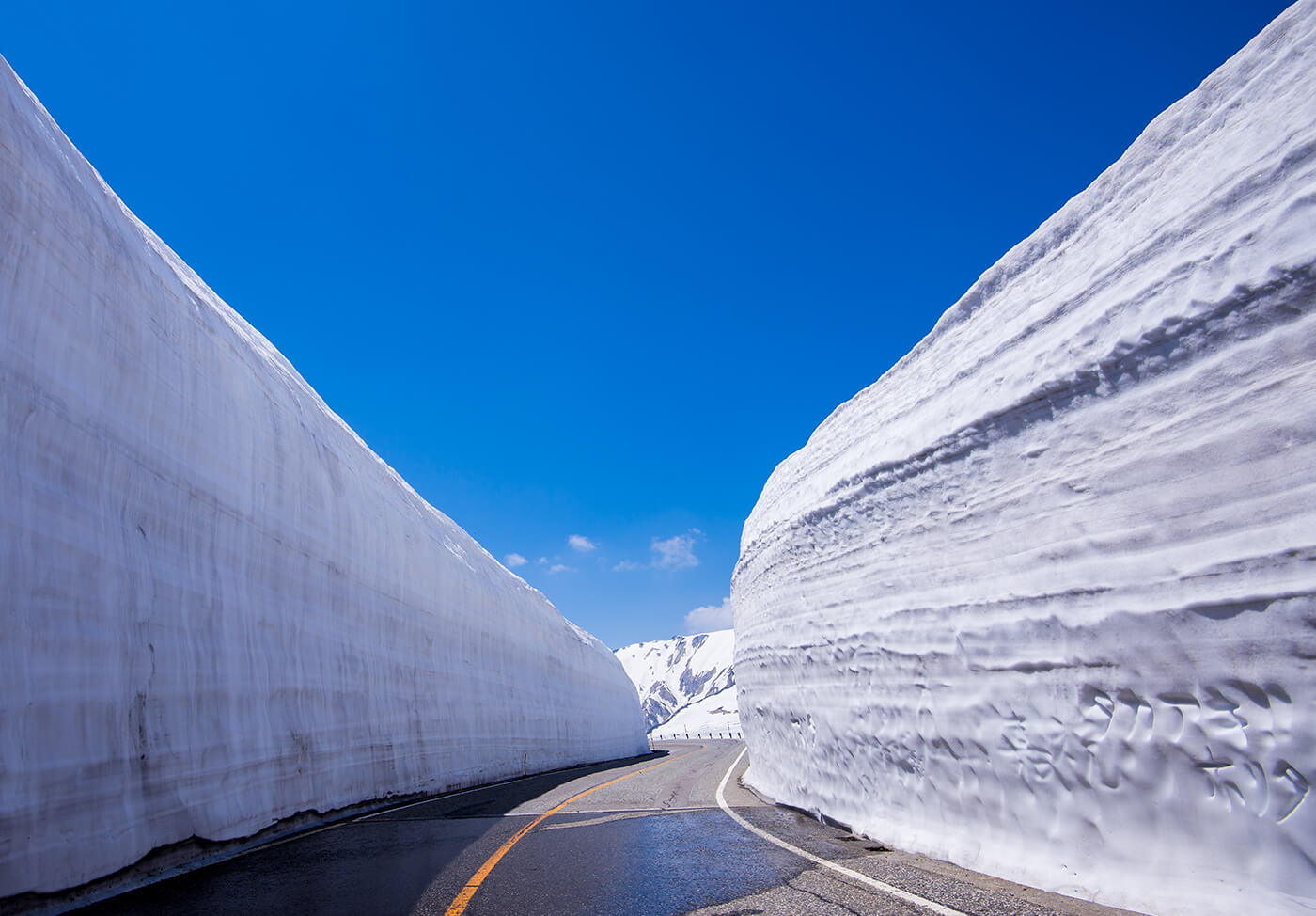 MyBestPlace - Tateyama Kurobe Alpine Route, the Great Wall of Snow