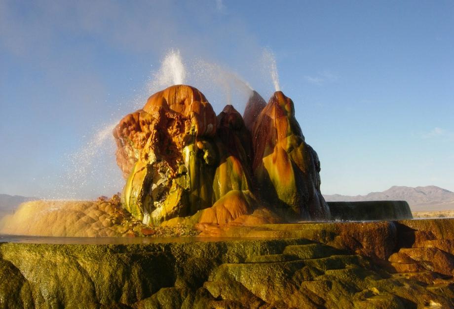 This is the Stunning Fly Geyser, an Otherworldly Oddity in the Nevada Desert